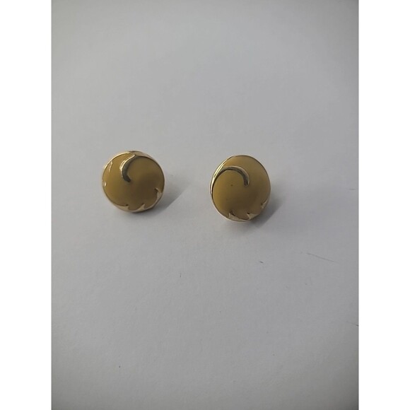Vintage Earrings Clip On Yellow Round Gold Tone Swirl Accents Jewelry Costume - Picture 9 of 13